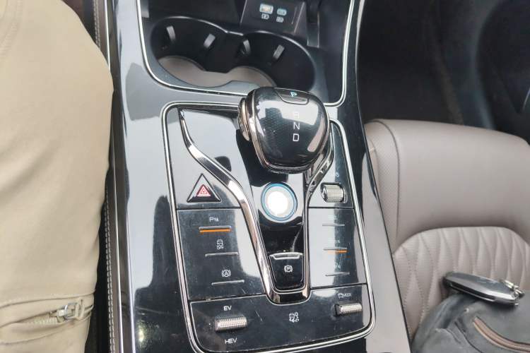 Used BYD Han 2024 DM-i Glory Edition 121KM Prestige Model
