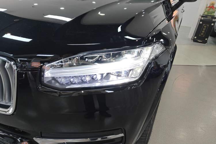 Used Volvo XC90 2023 B5 SmartDrive Luxury Edition 5 Seats