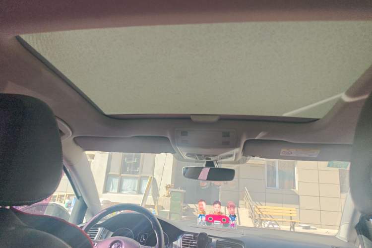 Used Volkswagen Golf 2017 230TSI Automatic Luxury Million-Vehicle Commemorative Edition