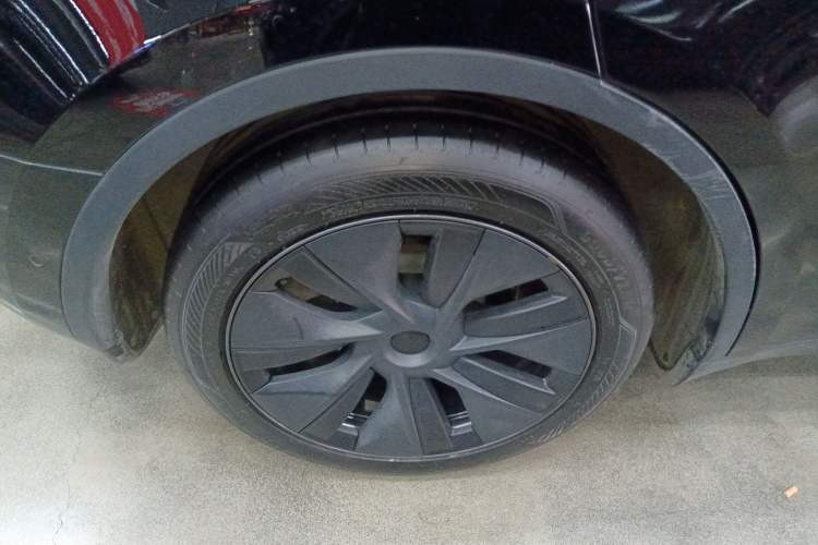 Used Tesla Model Y 2023 Rear-Wheel-Drive Version