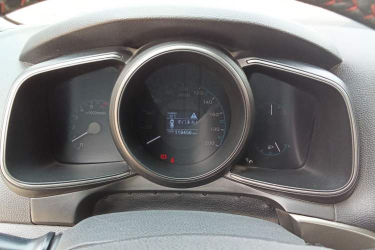 Used CHANGAN OSHAN CX70 2017 Facelifted CX70T 1.5T Manual Zunqing Edition
