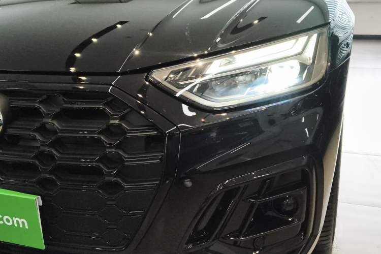 Used Audi Q5L 2025 quattro 45th Anniversary Edition 40 TFSI Luxury Dynamic Model
