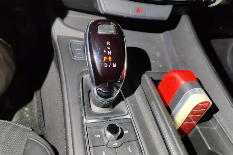 Used Cadillac CT5 2021 28T Tech Edition Gear Lever