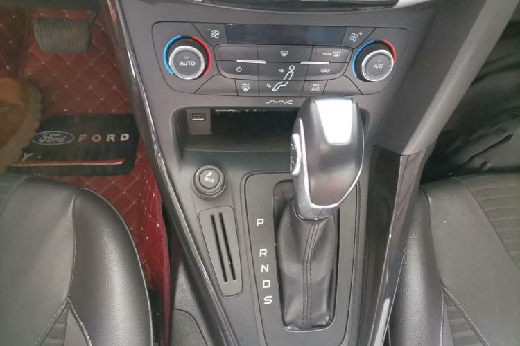 Used Ford Focus 2015 Sedan 1.6L Automatic Trend Model