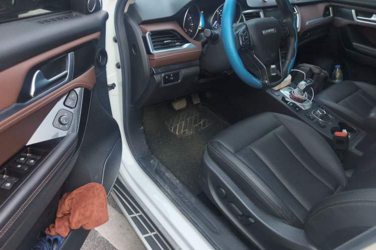 Used Haval H6 Coupe 2019 1.5T Automatic Two-Wheel Drive Ultra-Luxury Smart Connectivity Model China VI Standard
