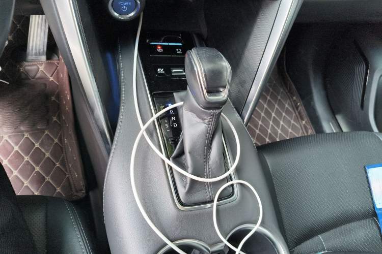 Used Toyota Harrier 2022 Dual-Engine 2.5L CVT Four-Wheel Drive Luxury Edition