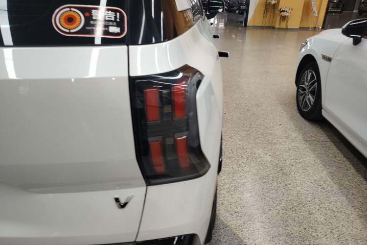 Used AION V 2024 Aion Tyrannosaurus 520 Smart Luxury Edition