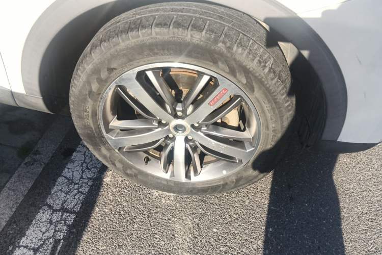 Used Haval H6 2017 Red Label 2.0T Automatic Two-Wheel Drive ZhiShang Model