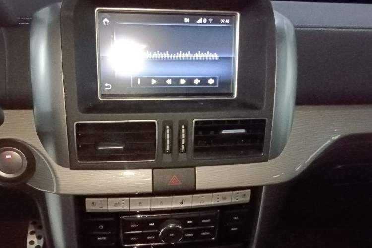 Used BAIC Off-Road BJ80 2020 3.0T Automatic Supreme Edition Audio And AC Panel