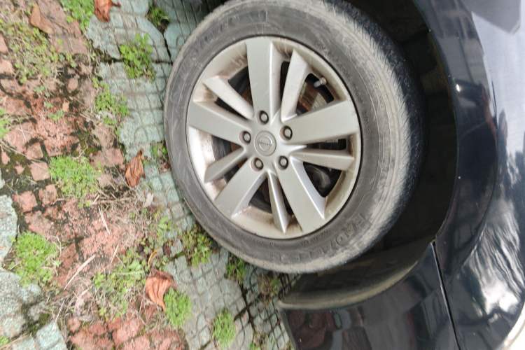 Used Nissan Teana 2011 2.5L XL Glory Edition Right Front Wheel Hub