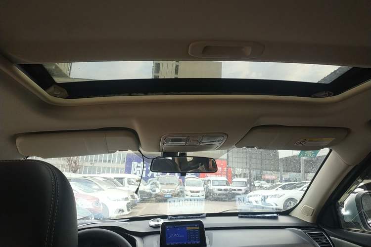 Used Dongfeng Fengon S560 2018 1.8L Manual Luxury 7-Seater