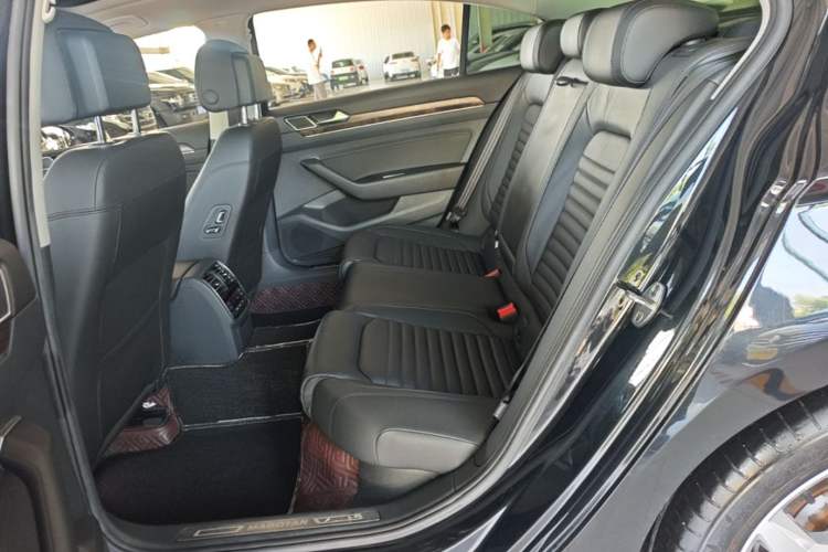 Used Volkswagen Magotan 2018 Facelift 330TSI DSG Luxury Model