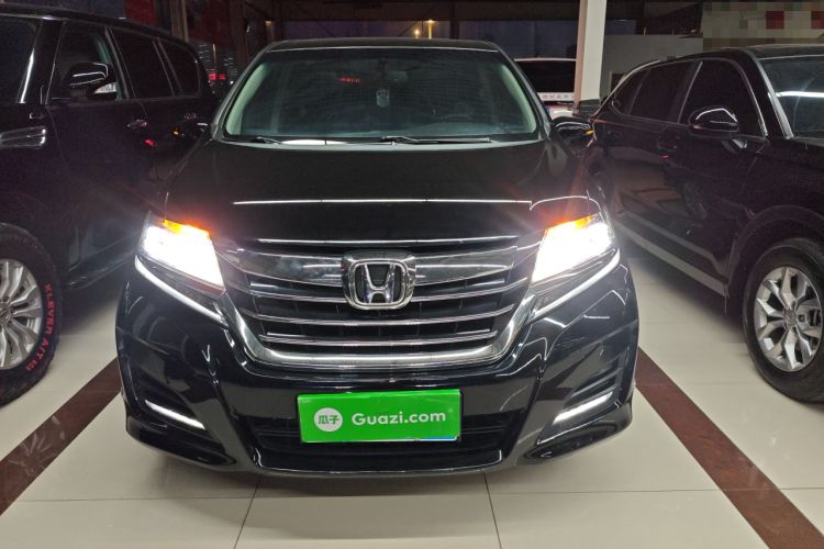 Used Honda Elysion 2016 2.4L Luxury Edition
