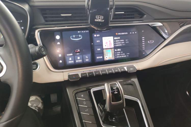 Used Geely Auto Emgrand X7 Sport 2022 Boyue X 1.8TD DCT ZhiZun Edition Audio And AC Panel