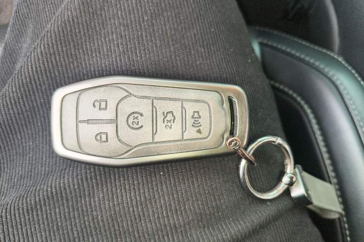 Used Ford Mustang 2016 2.3T Automatic Hardtop P-Version U.S. Specification