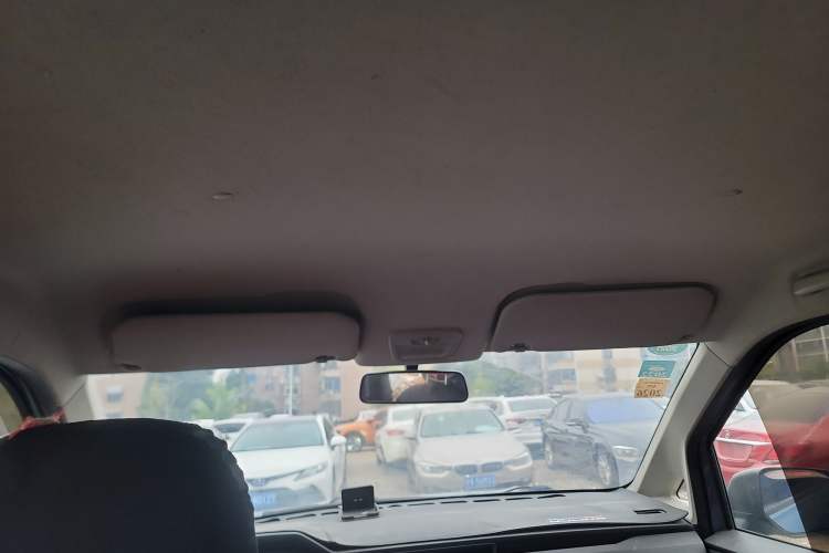 Used Wuling Hongguang PLUS 2019 1.5T Manual Standard Edition 5 Seats
