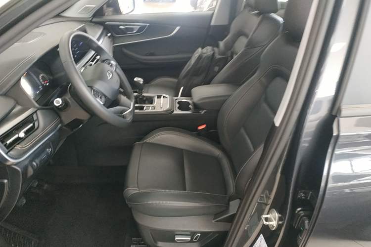 Used Chery Tiggo 8 2025 Excellence Version 230 TCI Manual Comfort Edition 5 Seats