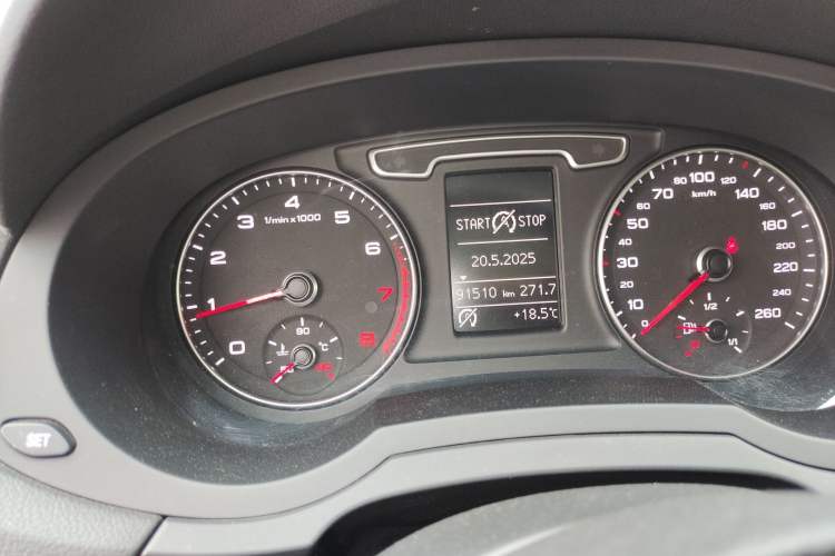 Used Audi Q3 2015 35 TFSI Comfort Model