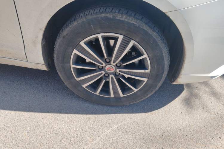 Used Roewe Ei5 2019 Smart Connect Supreme Edition
