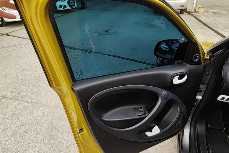 Used smart forfour 2016 1.0L 52 kW Dynamic Edition