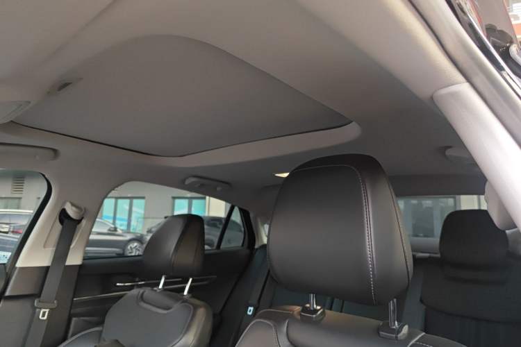 Used Ford Mondeo 2025 2.0T EcoBoost Luxury Version