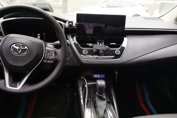 Used Toyota Levin 2023 Smart Electric Hybrid Dual-Engine 1.8L Sport Edition Center Console