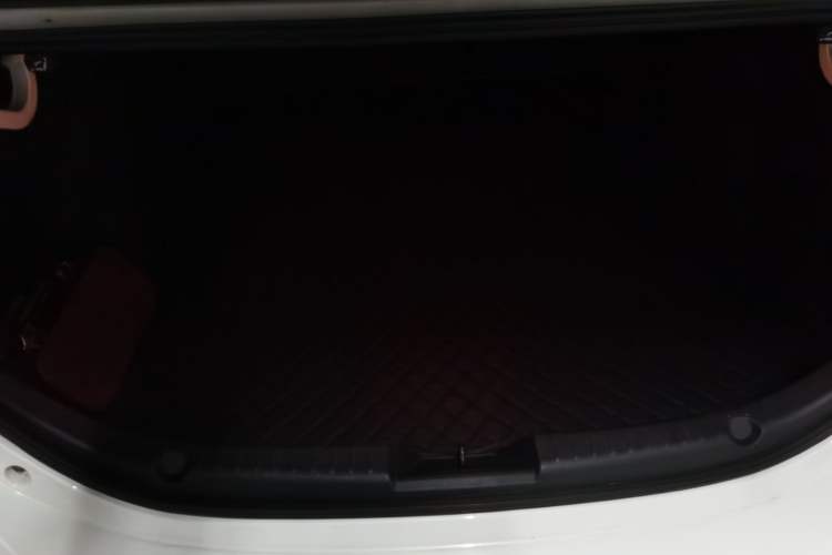 Used Mazda 3 Axela 2017 Sedan 1.5L Automatic Comfort Model Emission Standard China V