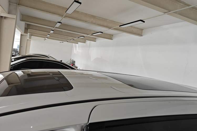 Used Honda Elysion 2019 2.0L Hybrid Luxury Edition Roof