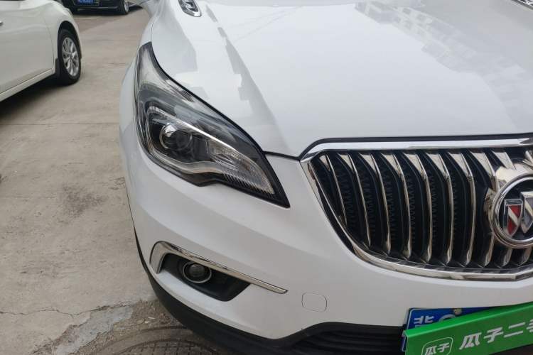 Used Buick Envision 2017 20T Two-Wheel Drive Elite Version Right Front Headlight