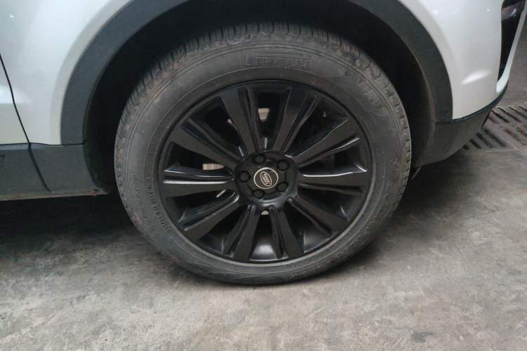 Used Land Rover Range Evoque 2018 240 PS SE Smart Brilliance Edition