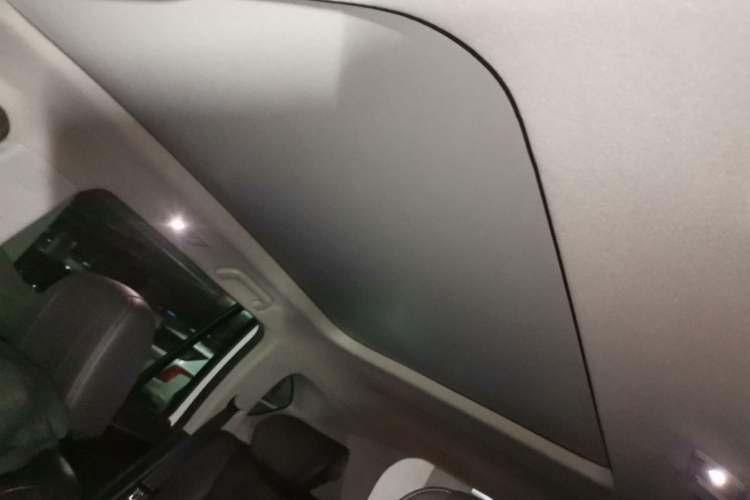 Used GAC Trumpchi GS7 2017 320T Two-Wheel-Drive Luxury Smart Connectivity Model