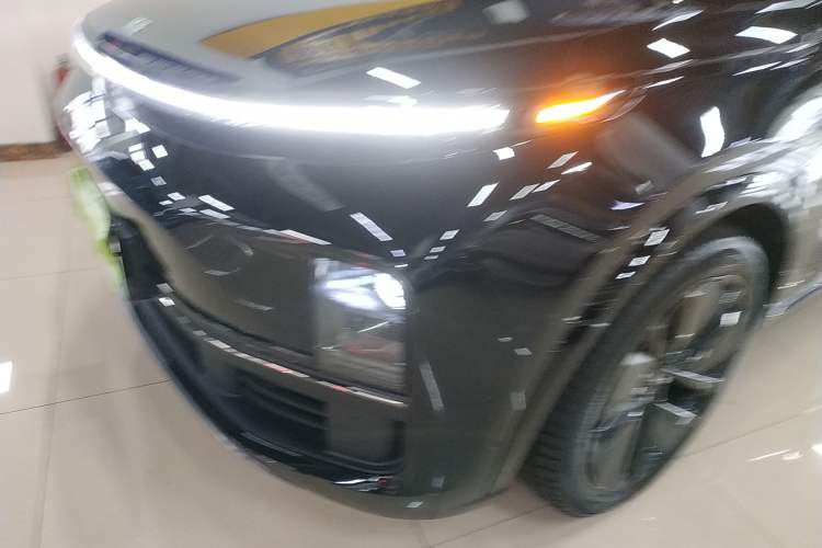 Used Li Auto L9 2025 Pro Smart Refreshed Edition