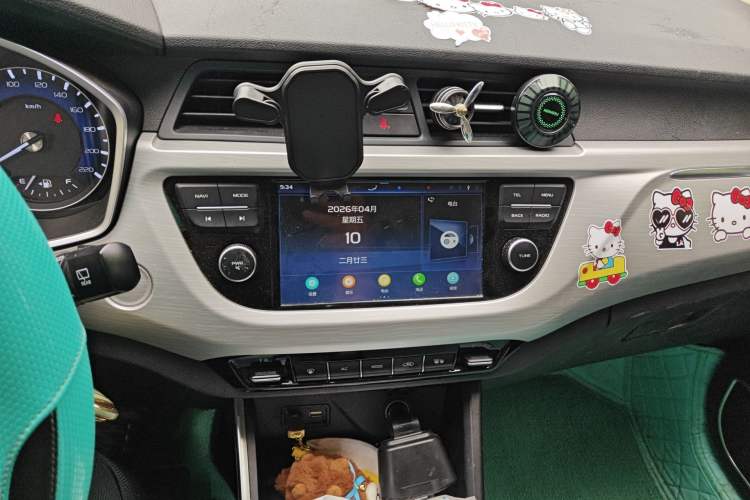 Used Geely Auto Vision X3 2019 Upgraded Model 1.5L Manual Elite Version Audio And AC Panel