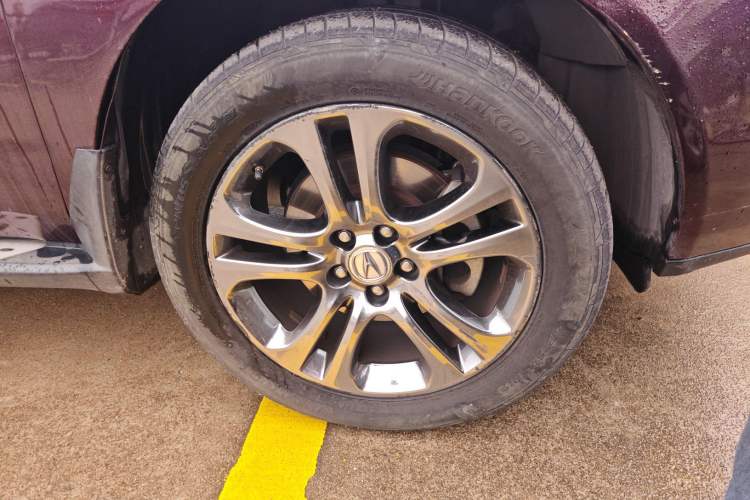 Used Acura MDX 2010 3.7 Standard Edition Right Front Wheel Hub