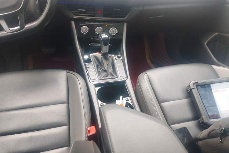 Used Volkswagen Sagitar 2020 280TSI DSG Comfort Version China VI Standard Gear Lever