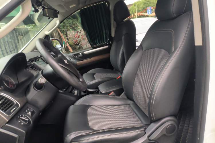 Used SAIC MAXUS G10 2018 PLUS 2.4L Manual Elite Edition
