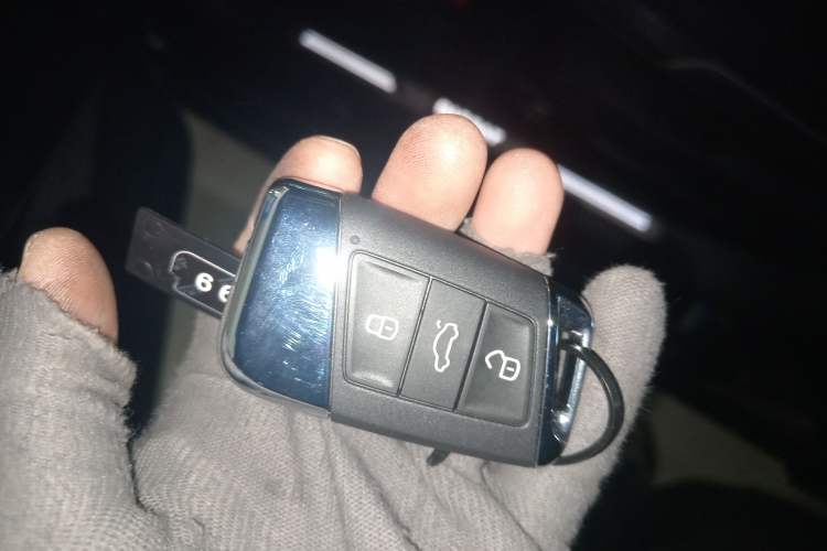 Used Volkswagen Passat 2023 Facelift 330TSI Luxury Edition
