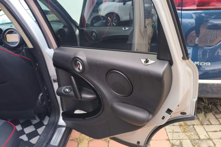 Used MINI Countryman 2011 1.6L COOPER Fun