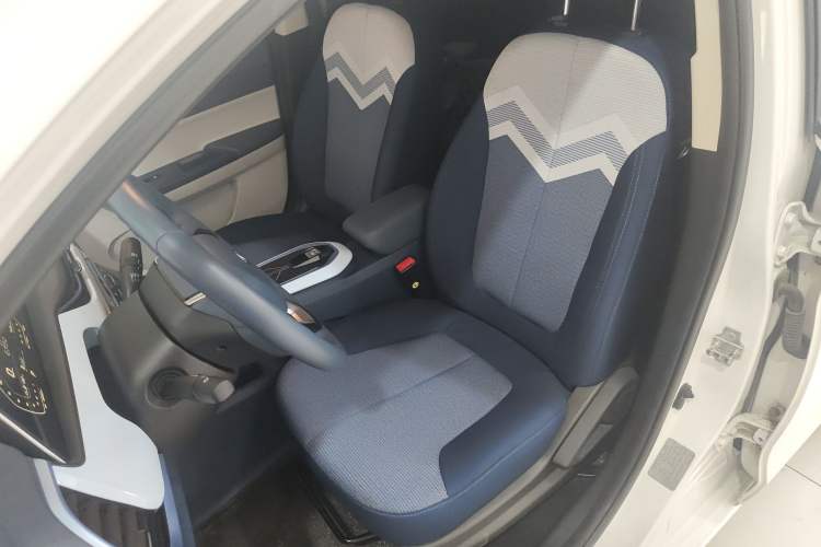 Used CHANGAN OSHAN Benni E-Star 2022 Qingxin Edition Colorful Model Lithium Iron Phosphate Left Front Seat