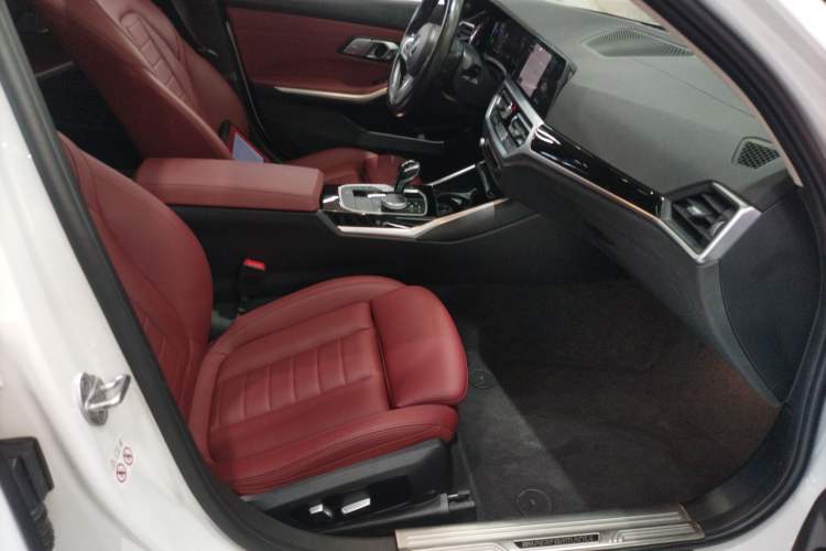 Used BMW 3 Series 2021 Facelifted 320Li M Sport Package
