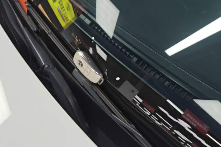 Used Mercedes-Benz GLC 2022 Refreshed GLC 300 L 4MATIC Dynamic Edition Prestige Version
