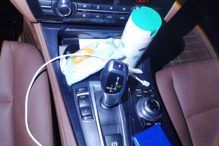 Used BMW 5 Series 2014 520Li Elegant Model
