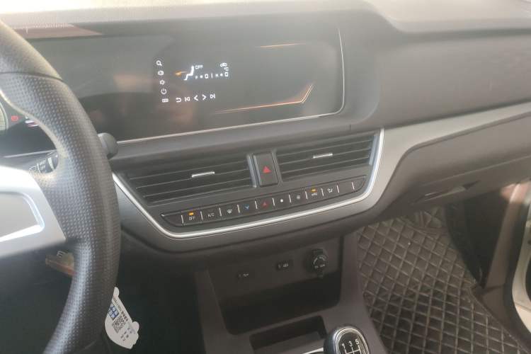 Used BAW Ruisheng Ace M7 2023 2.0L Long Wheelbase Wealth Creation Version 7 Seats
