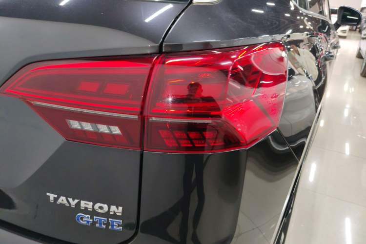 Used Volkswagen Tayron GTE Plug-in Hybrid 2020 1.4T Luxury Model Right Rear Taillight