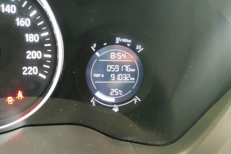Used Honda Vezel 2017 1.5L CVT 2WD Comfort Model
