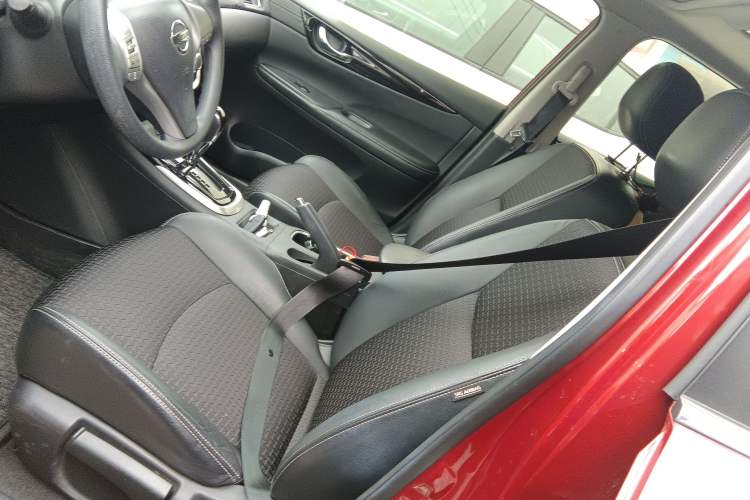 Used Nissan Tiida 2019 1.6L CVT Smart Drive Version China VI Standard Left Front Seat