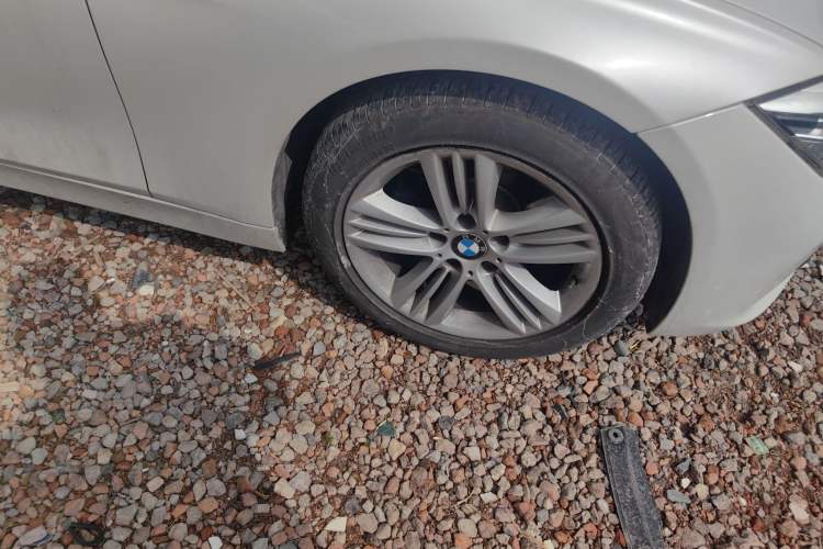 Used BMW 3 Series 2016 320i Fashion Model
