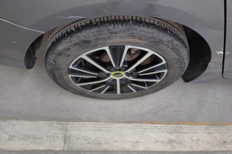 Used Roewe i5 2021 1.5L CVT Diamond Edition