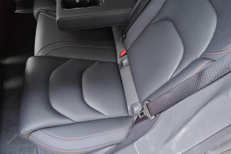 Used Xiaomi Auto SU7 2024 Four-Wheel Drive Ultra-Long Range Advanced Intelligent Driving Max Edition
