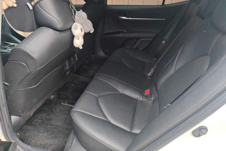 Used Toyota Camry 2021 2.5G Luxury Edition
